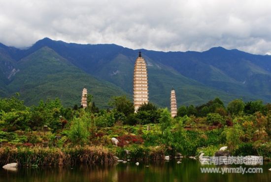 崇圣寺三塔（圖片來源：行走的強(qiáng)子的新浪博客）