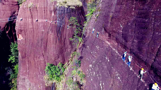 麗江老君山飛拉達(dá)體驗(yàn)項(xiàng)目