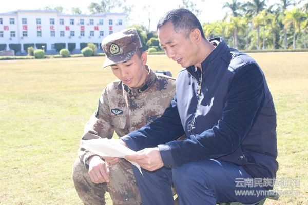 【黨的十九大精神進(jìn)軍營】致敬軍屬！一段情、一封信詮釋熾熱擁軍情懷